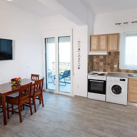 Helona - No 3 Appartement Foinikounda