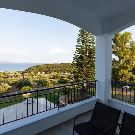 アパート Helona - No 3