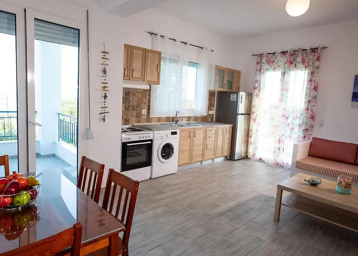 Appartement Helona - No 3 Foinikounda